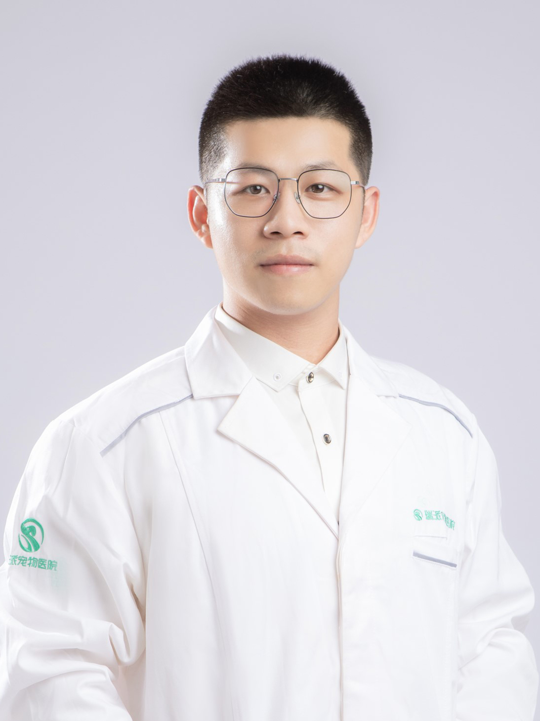杨志伟2.jpg